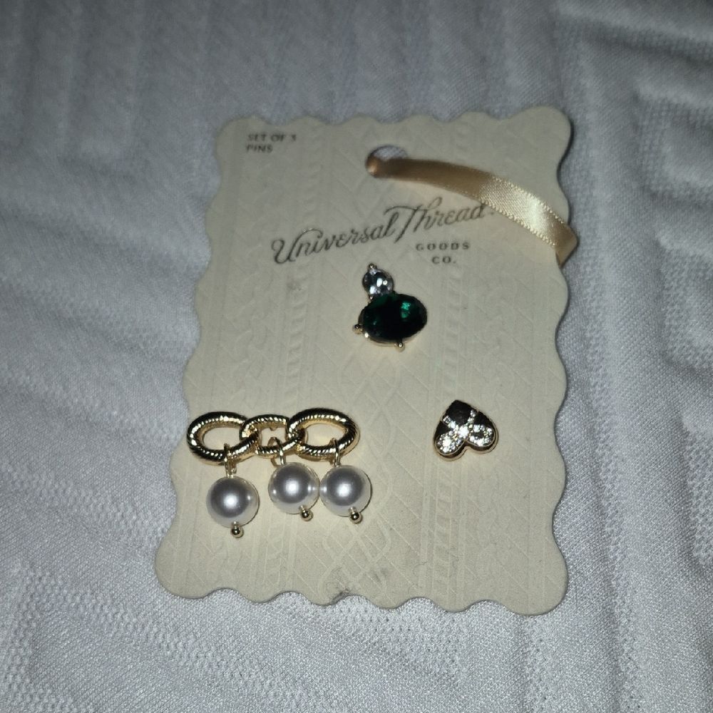 Universal Thread 3 Pin Collection - New